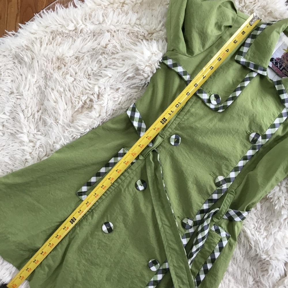 ~GREEN TRENCH WITH BLACK, GREEN AND WHITE CHECKERED TRIM~ - Picture 8 of 10